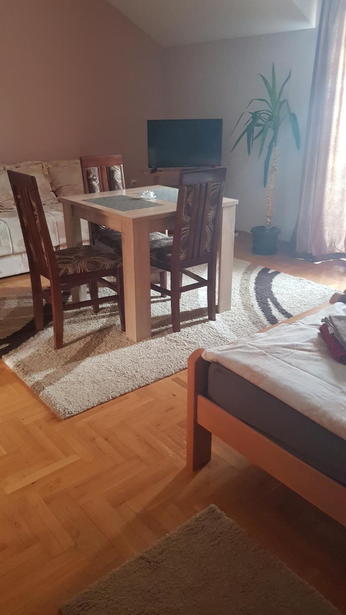 Apartmani V&F Vrnjačka Banja Zimmer foto