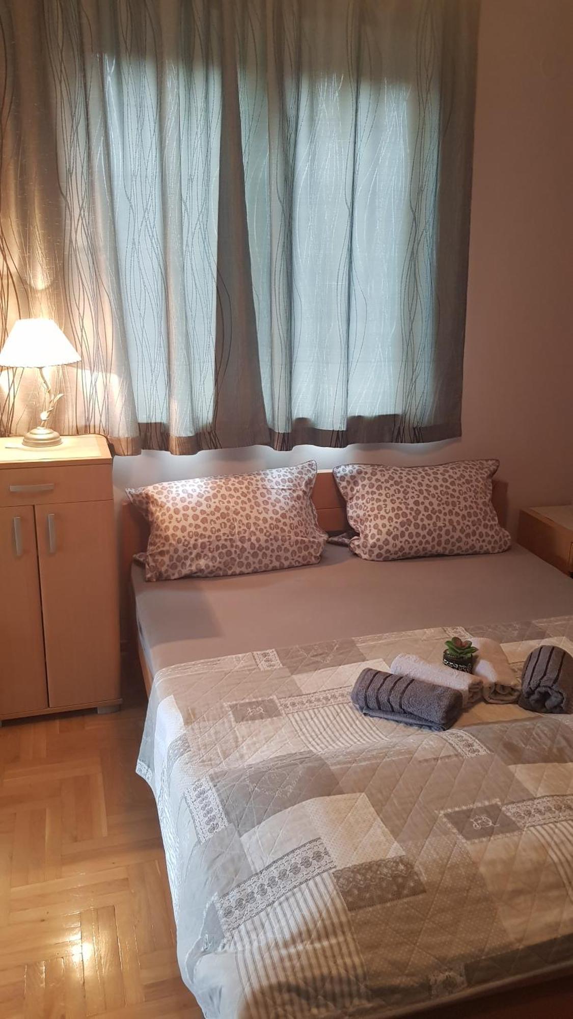 Apartmani V&F Vrnjačka Banja Zimmer foto